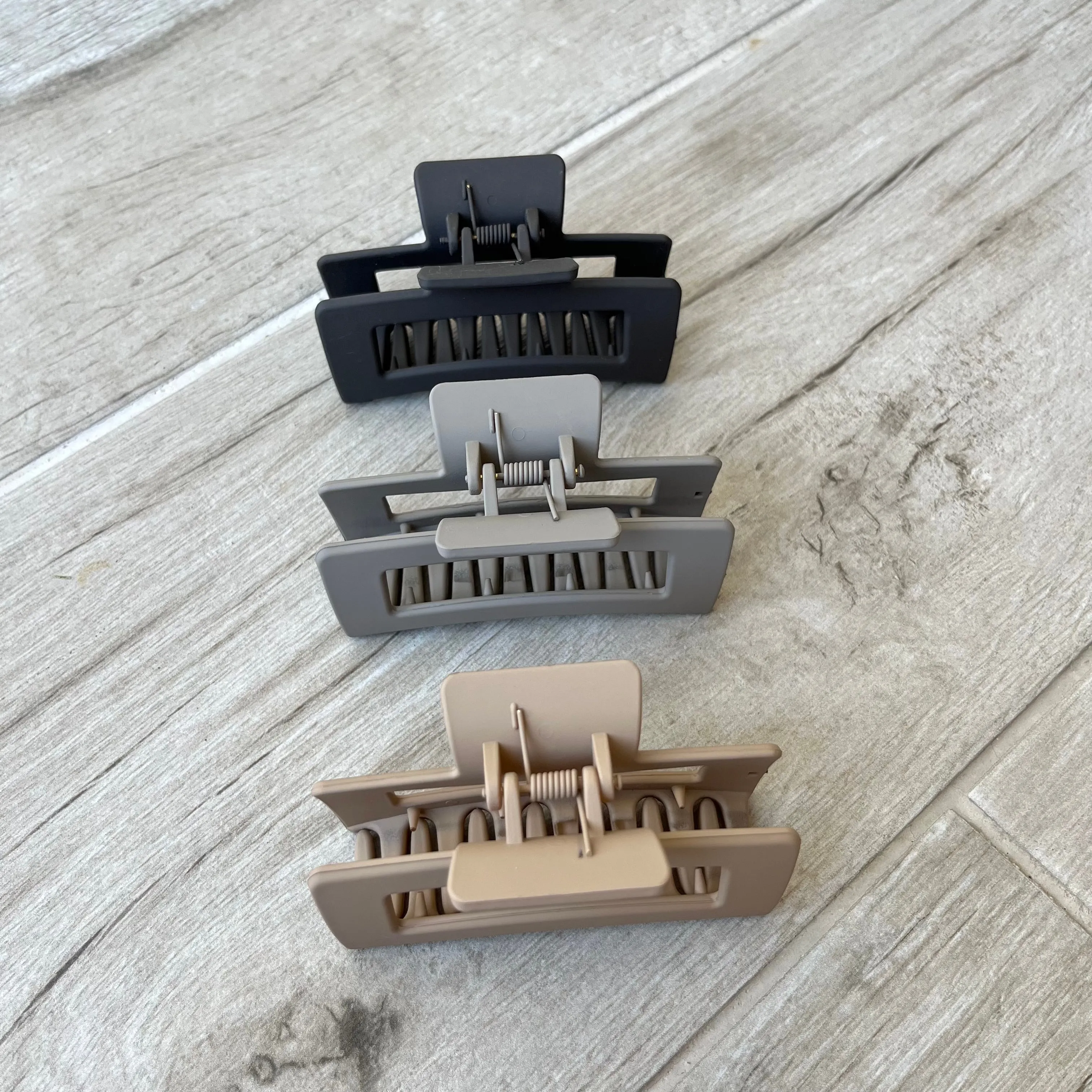 Neutral Hair Claw Set
